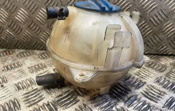 Volkswagen Touran I Coolant expansion tank/reservoir 1K0121407