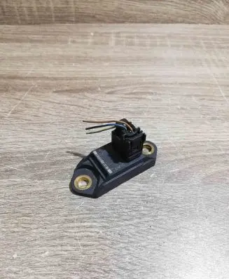 Mercedes-Benz S W220 Airbag deployment crash/impact sensor 0025426918