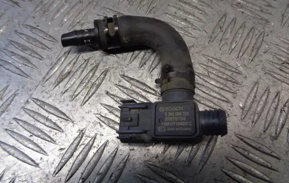 Opel Insignia A Brake vacuum hose/pipe 20876799