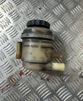 KIA Sorento Power steering fluid tank/reservoir