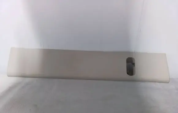 (D)pillar trim (top)