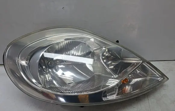 Renault Trafic II (X83) Headlight/headlamp S27610548 8200701356