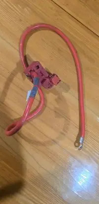 Positive cable (battery)