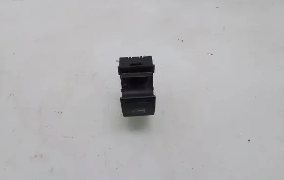 Volkswagen Golf V Electric window control switch