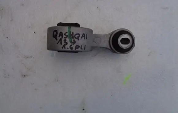Nissan Qashqai Engine mounting bracket 113504BA0A