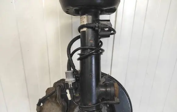 Opel Insignia A Front wheel hub spindle knuckle 13319746
