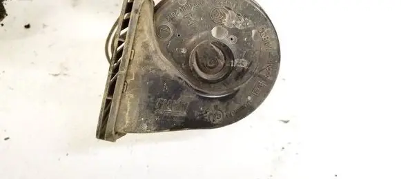Ford Focus Horn signal E30055306