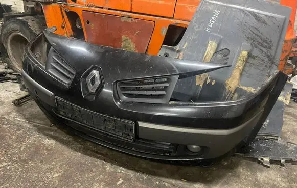 Renault Megane II Front bumper