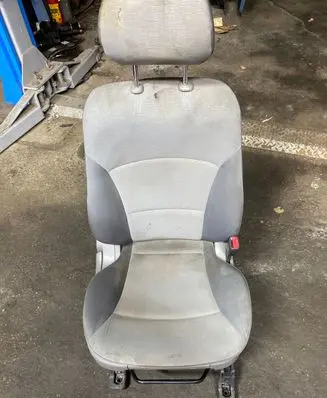 Hyundai H-100 Other seats 