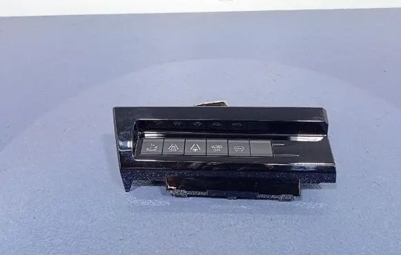Mercedes-Benz 508 Other switches/knobs/shifts 9813549377