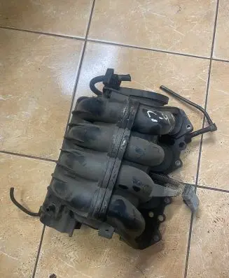 Citroen C4 I Picasso Intake manifold
