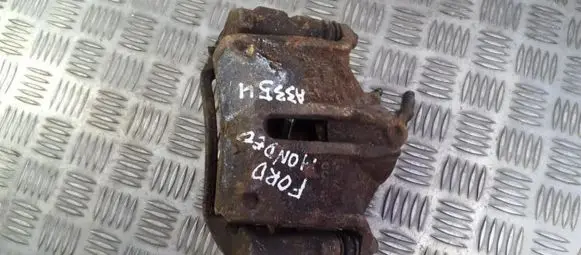 Ford Mondeo Mk III Front brake caliper
