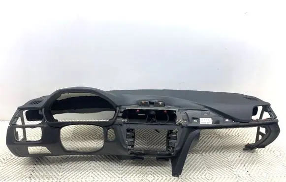 BMW 3 F30 F35 F31 Dashboard