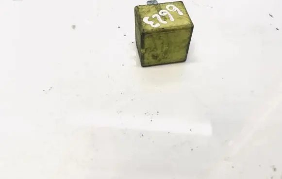 Peugeot 206 Other relay 7700844253