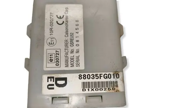 Subaru Forester SJ Door central lock control unit/module 88035FG010 D1X00259