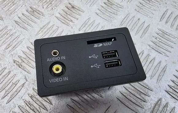 USB socket connector