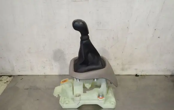 Hyundai i10 Gear selector 