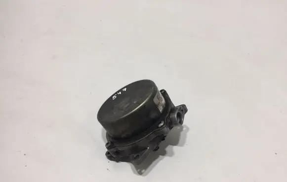 Audi A4 S4 B6 8E 8H Vacuum pump