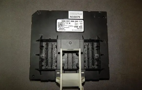Volkswagen PASSAT B8 Comfort/convenience module 5Q0937086BD