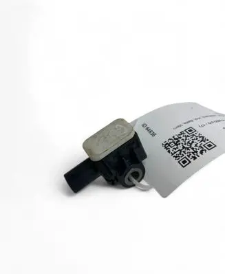 Mercedes-Benz GLE (W166 - C292) Airbag deployment crash/impact sensor A1668210151