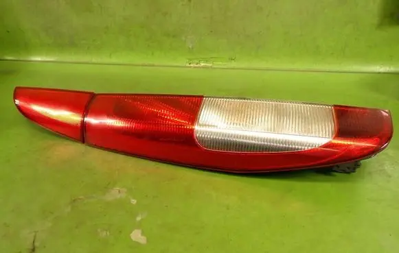 Mercedes-Benz Vito Viano W639 Rear/tail lights 11-B686L