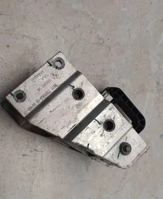 BMW X3 G01 Radiator mount bracket 7399966 51117399966