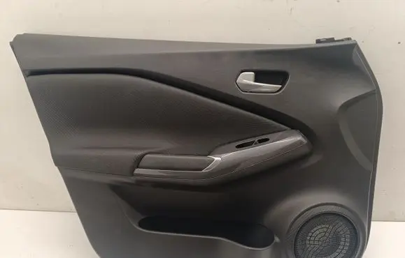 Nissan Juke II F16 Front door card panel trim 809016PA0A