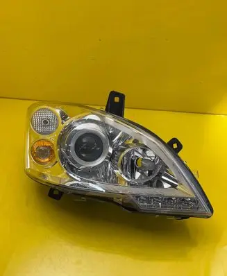Mercedes-Benz Vito Viano W639 Headlight/headlamp A6398202961