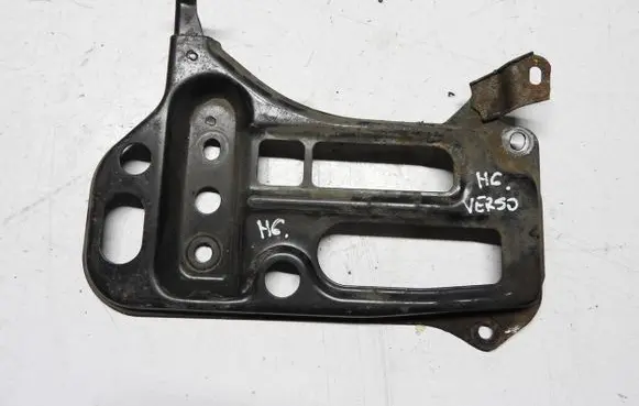 Toyota Verso Battery bracket 