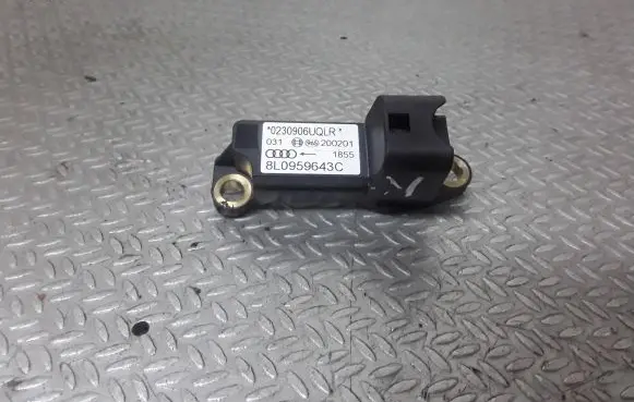 Audi A2 Airbag deployment crash/impact sensor 8L0959643C