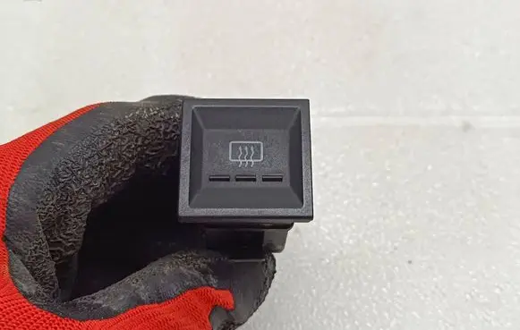 Volkswagen Transporter - Caravelle T5 Windscreen/window heater switch 7E0959621