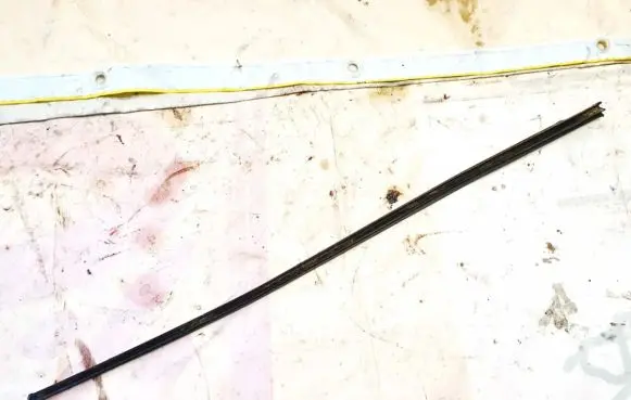 Audi A3 S3 8L Front door glass trim molding 