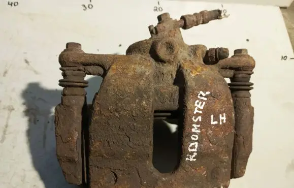 Skoda Roomster (5J) Front brake caliper