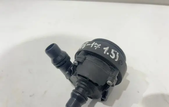 BMW 2 F46 Electric auxiliary coolant/water pump 8643397