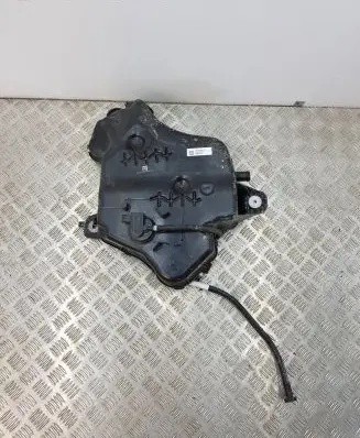 BMW 3 G20 G21 AdBlue liquid reservoir 7454339 19566010 1619