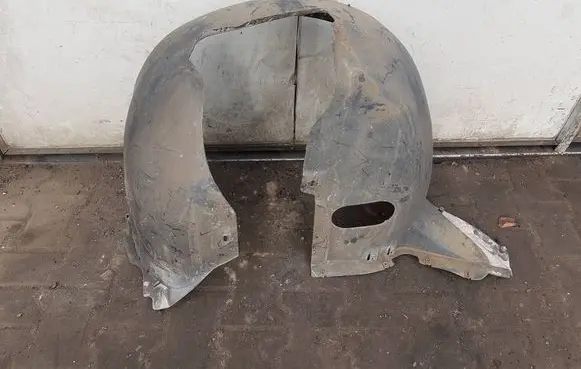 Seat Leon (1P) Front arch 