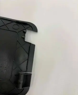 Front wheel arch liner splash guards