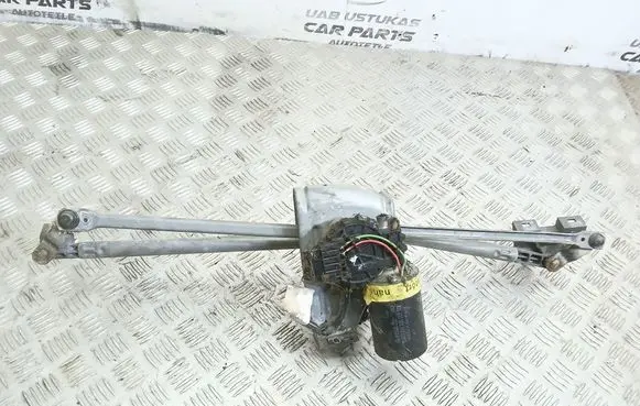 Front wiper linkage and motor