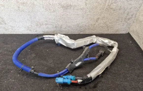 Land Rover Range Rover Evoque L551 Positive cable (battery) K8D214N164
