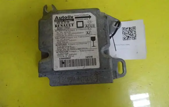 Renault Megane I Airbag control unit/module 600639400 8200117651
