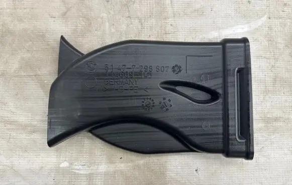 BMW X2 F39 Cabin air duct channel 7298807 4609142 51477298807