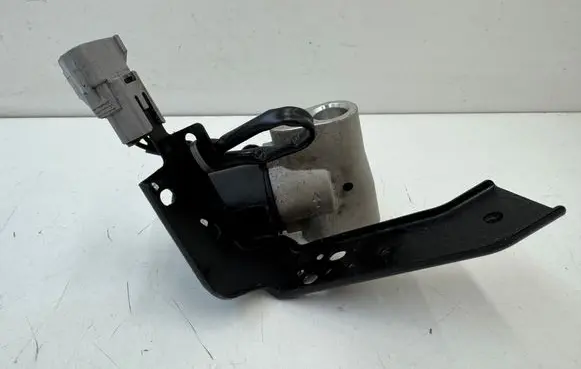 Lexus NX Air conditioning (A/C) expansion valve 4433101391
