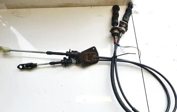 Mitsubishi ASX Gear shift cable linkage
