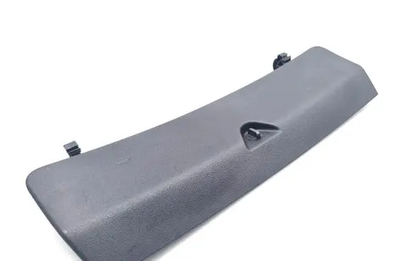 Audi Q7 4L Tailgate trim 4L0867973