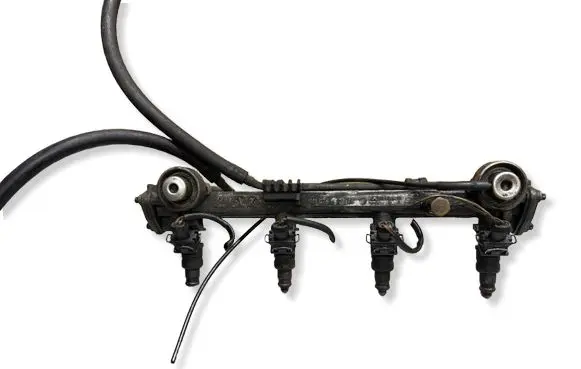 Mercedes-Benz C W202 Fuel main line pipe 1110780845