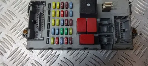 Fiat Croma Fuse box cover 46846745CPL