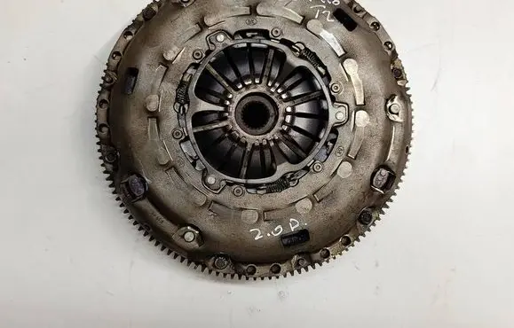 Volkswagen Scirocco Dual mass flywheel A5W1FA8