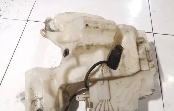 Ford Mondeo MK IV Windshield washer fluid reservoir/tank 6G9112A659
