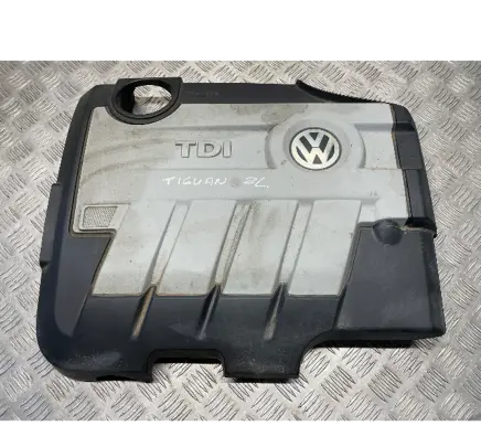 Volkswagen Tiguan Engine cover (trim) 03L103925