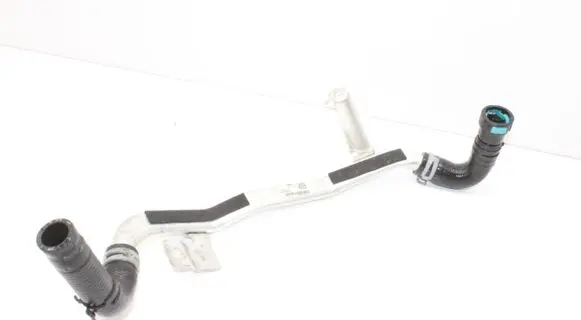 Jaguar I-Pace Engine coolant pipe/hose J9D38D196AD